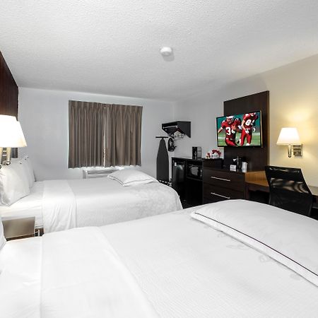 Red Roof Inn Plus+ & Suites Malone Esterno foto