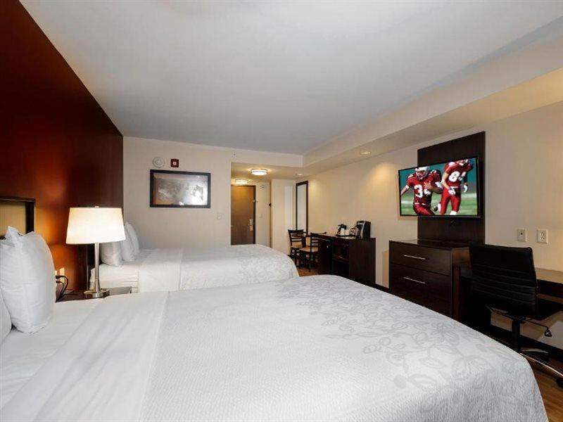 Red Roof Inn Plus+ & Suites Malone Esterno foto