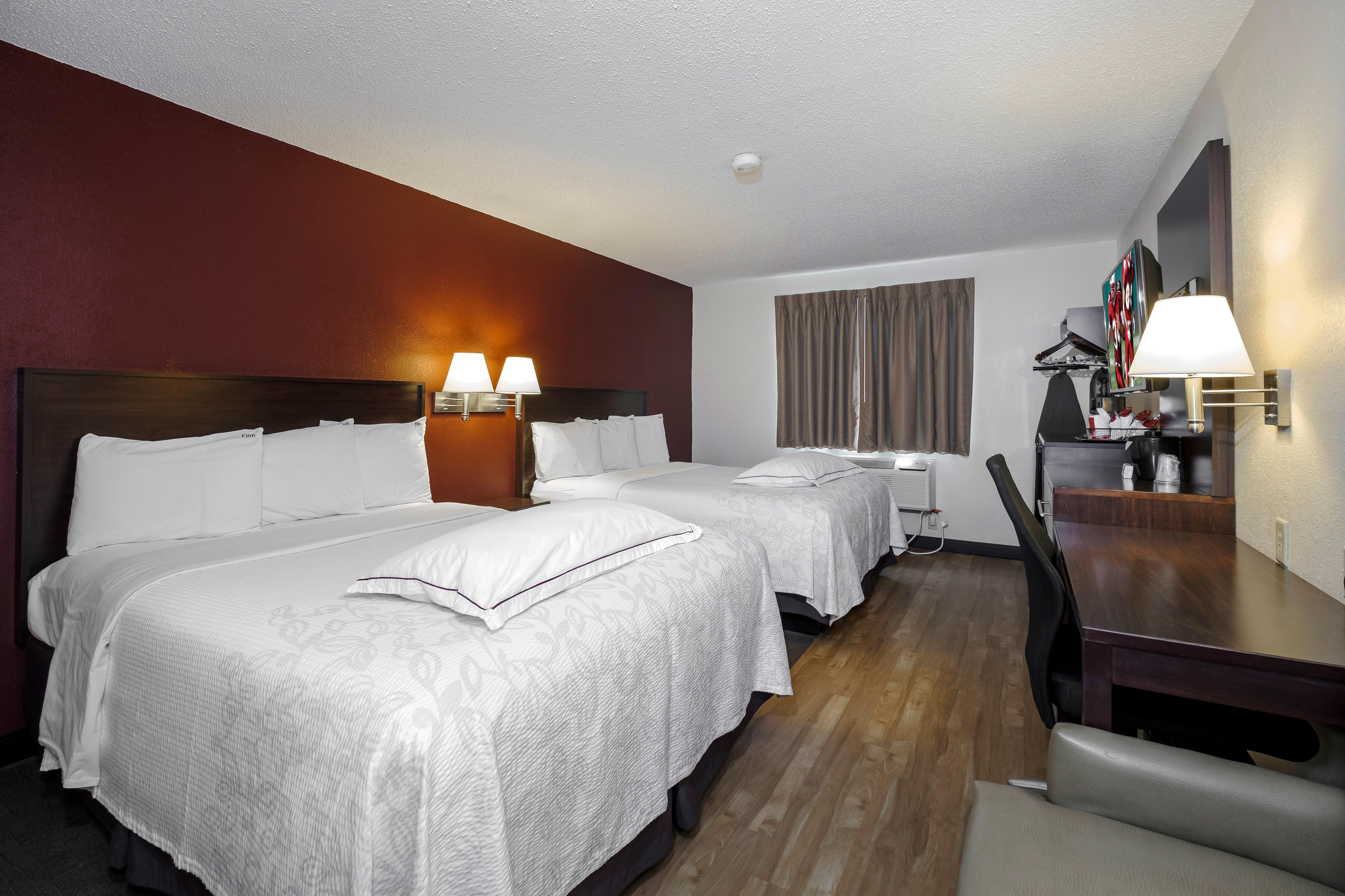 Red Roof Inn Plus+ & Suites Malone Esterno foto