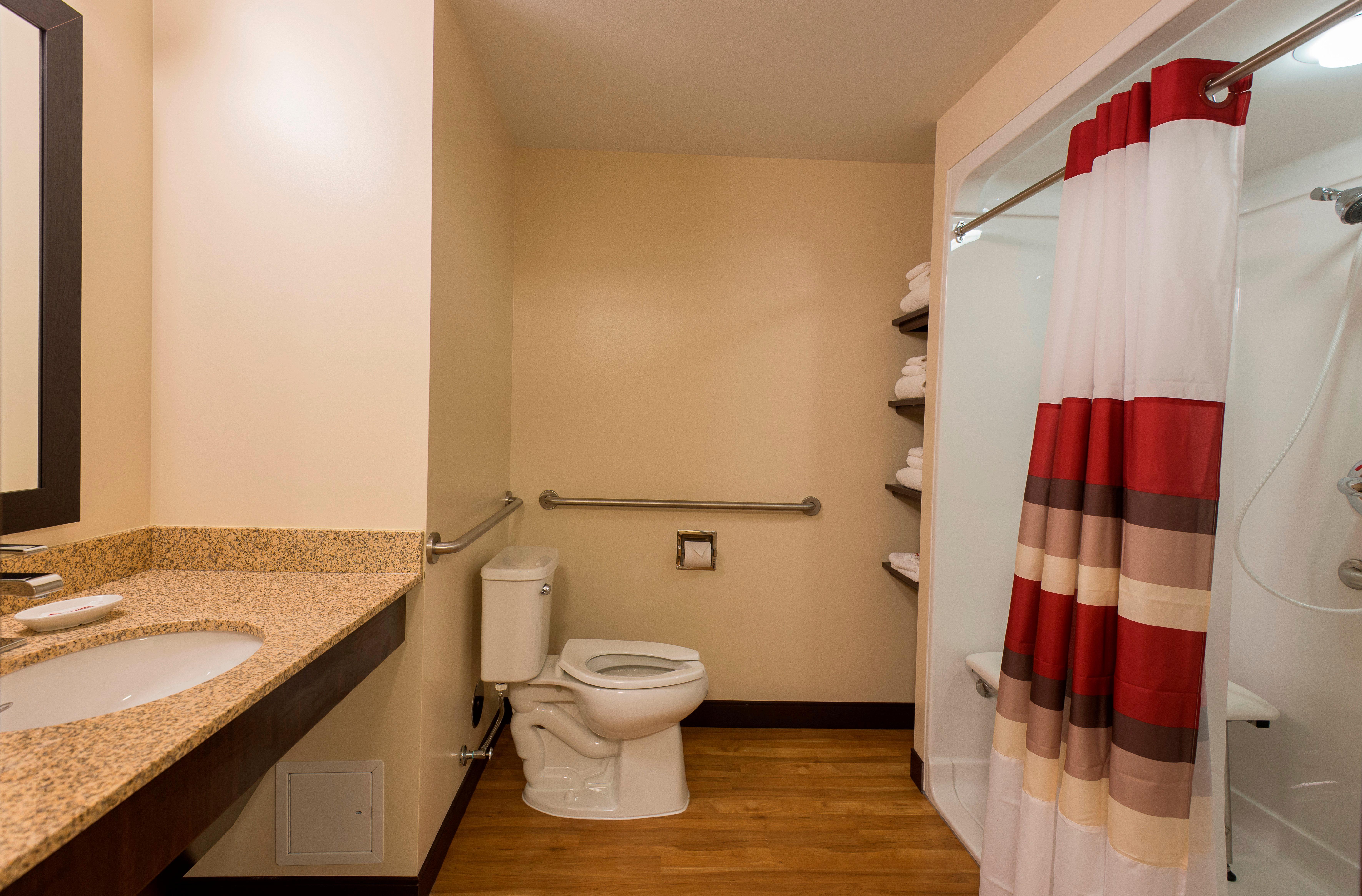 Red Roof Inn Plus+ & Suites Malone Esterno foto