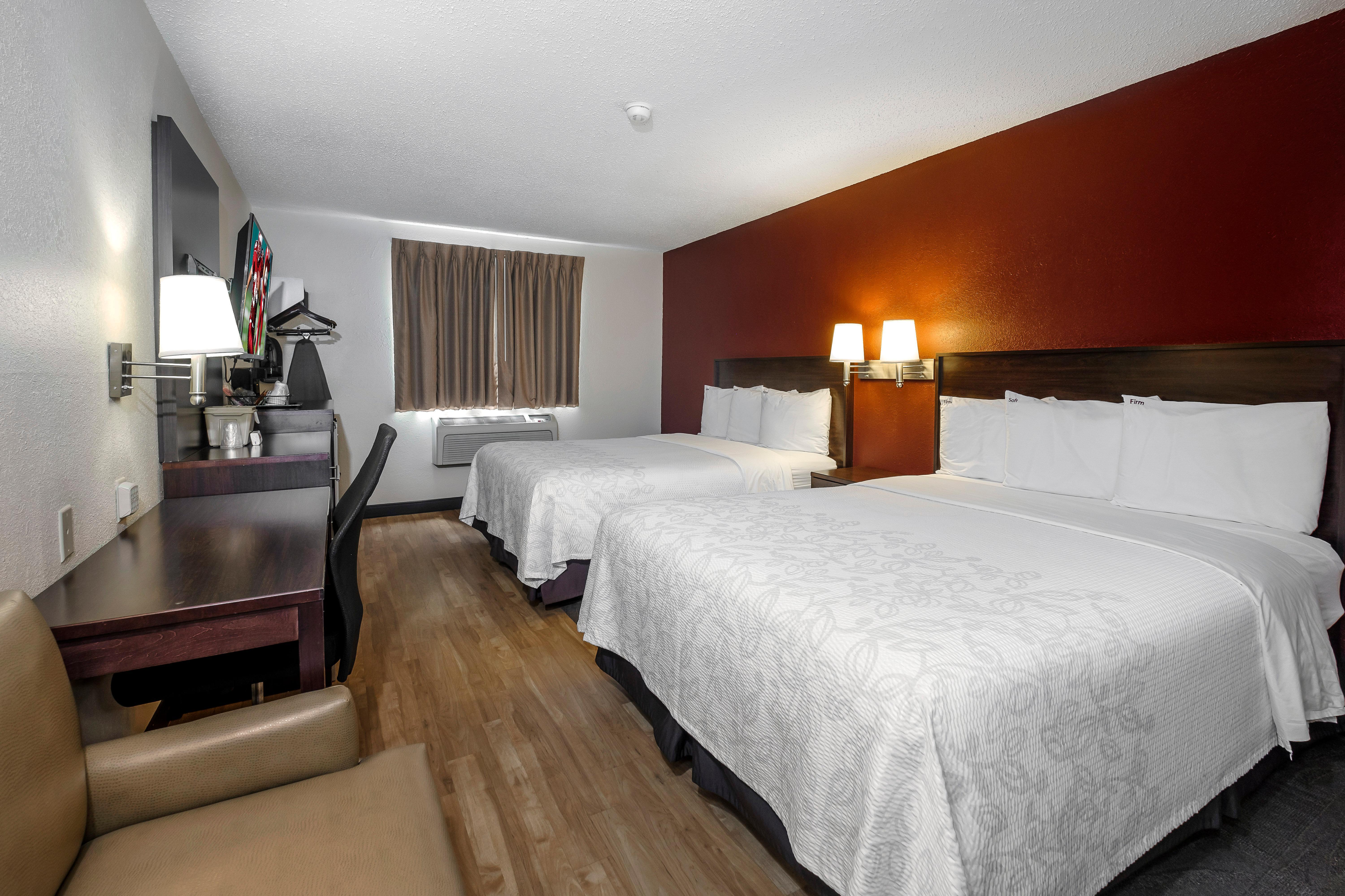 Red Roof Inn Plus+ & Suites Malone Esterno foto