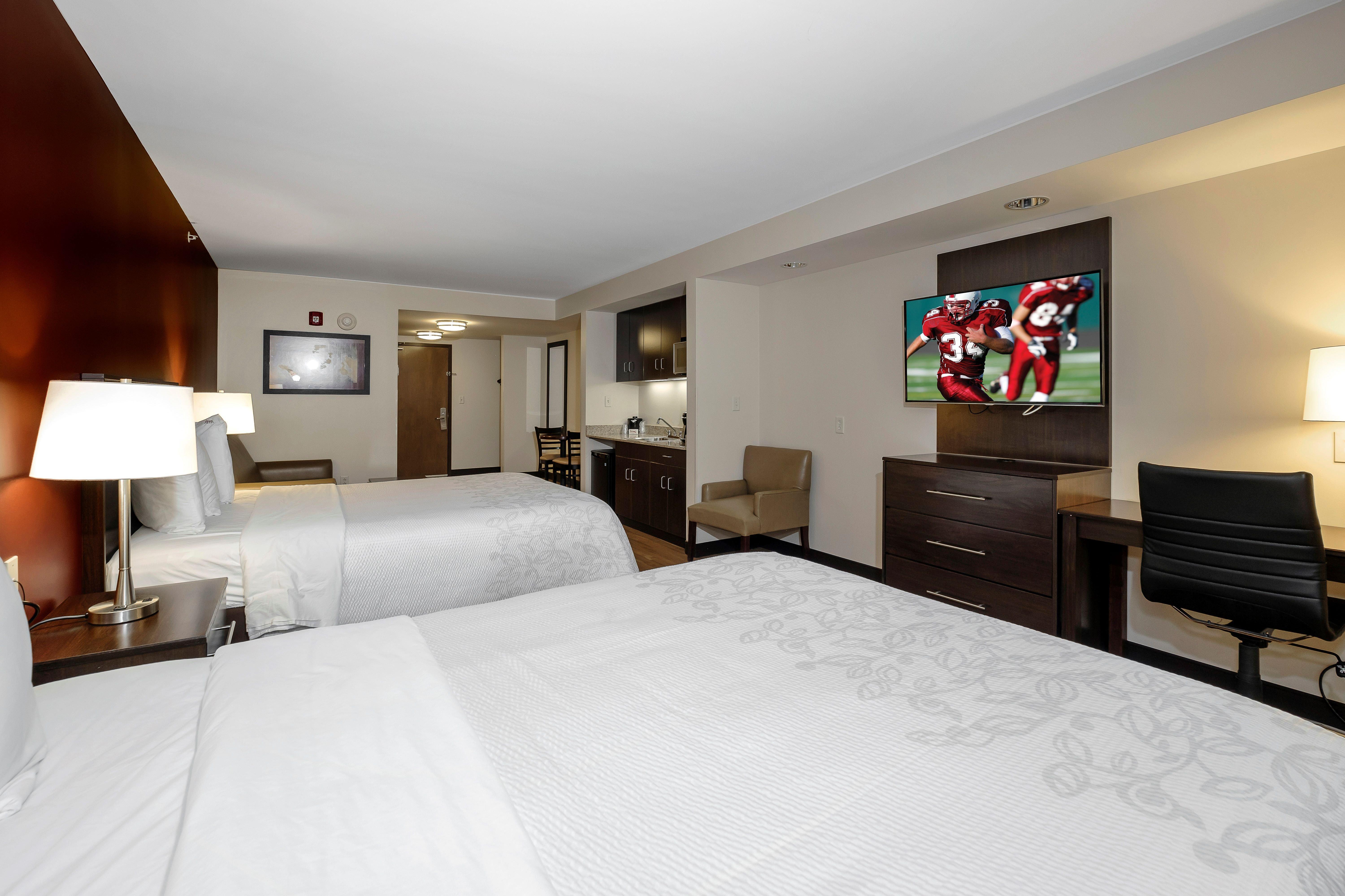 Red Roof Inn Plus+ & Suites Malone Esterno foto
