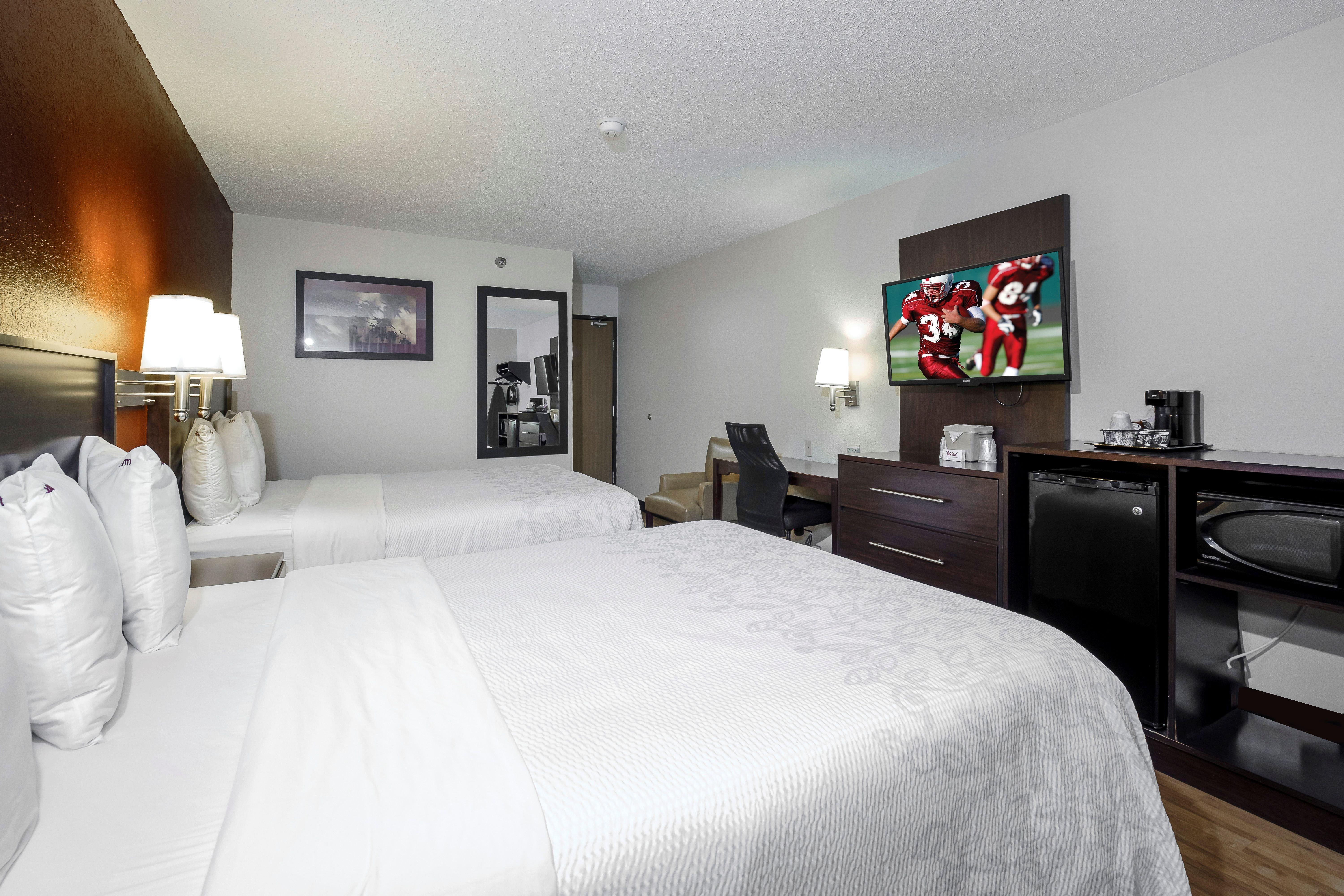 Red Roof Inn Plus+ & Suites Malone Esterno foto